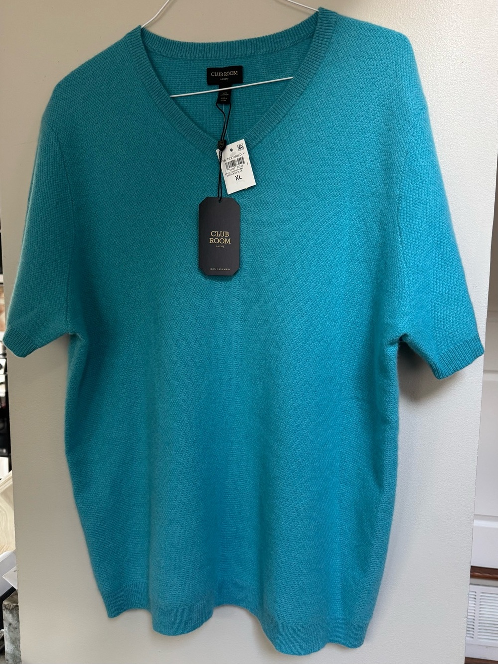Club Room Men’s Turquoise V-Neck Short Sleeve Sweater